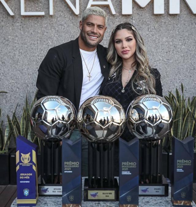 开云体育官网-又夺赛季MVP!浩克回巴甲大丰收 坦言最感谢一个人